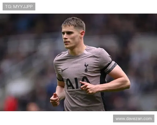 默森看好热刺范德芬对位哈兰德